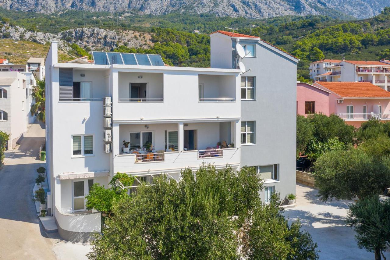 Apartmants Sestic Tučepi Eksteriør billede