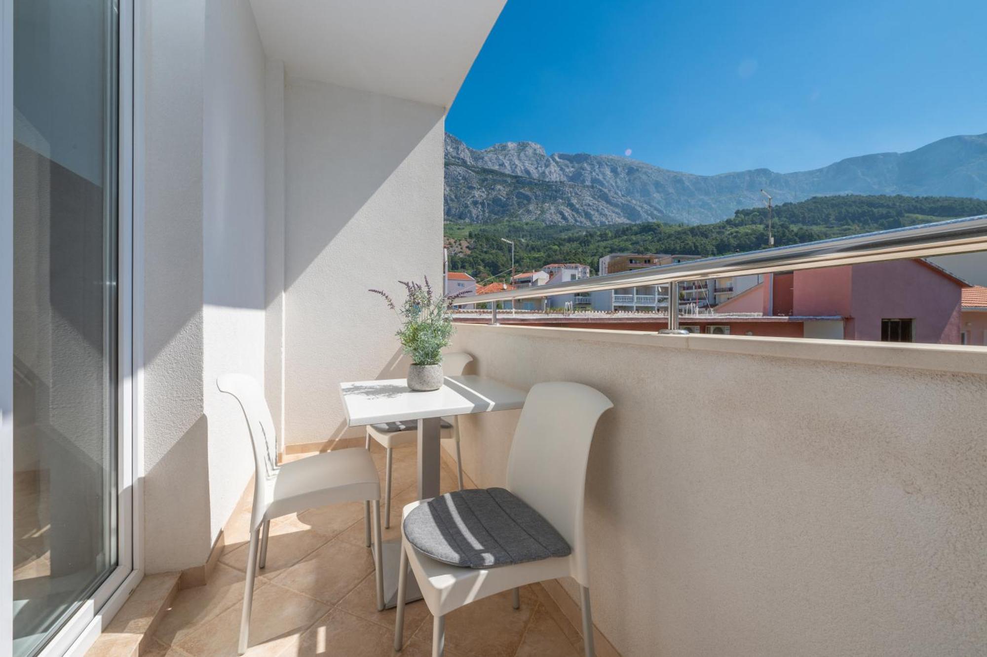 Apartmants Sestic Tučepi Eksteriør billede